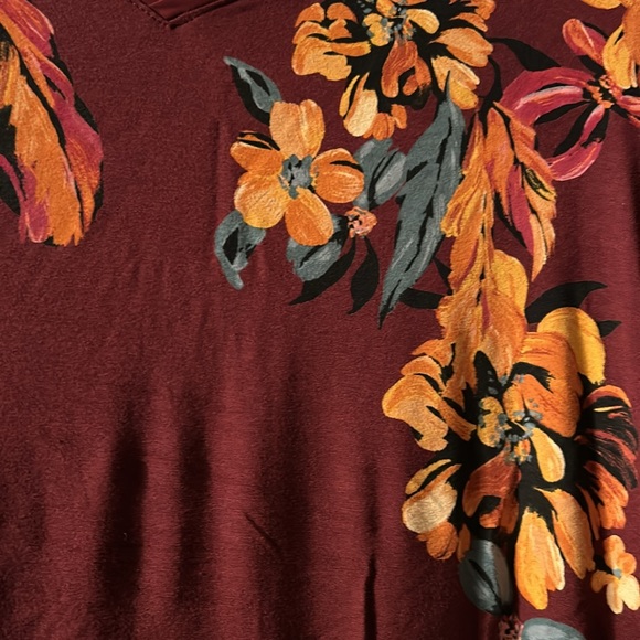 Burgundy Fall top 1x 💗 - Picture 6 of 7